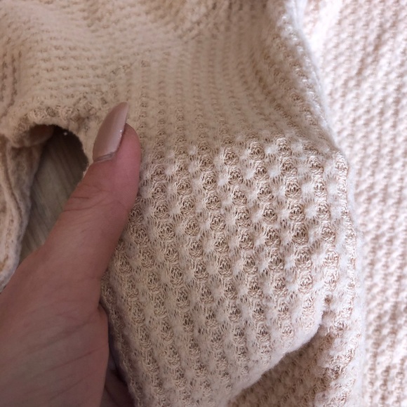 Forever 21 Waffle long sleeve - Picture 3 of 3